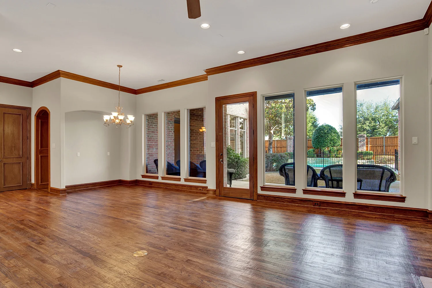 Image gallery marquee